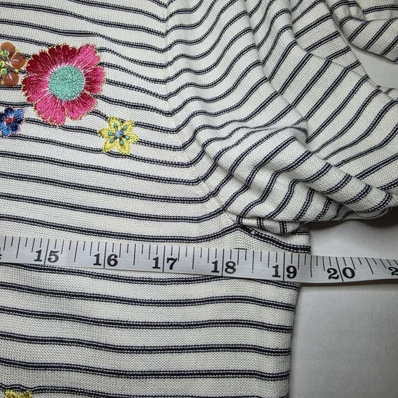 Talbots Floral Row Crewneck Stripes Embroidered Floral Sweater Women’s M Artsy - Picture 12 of 14